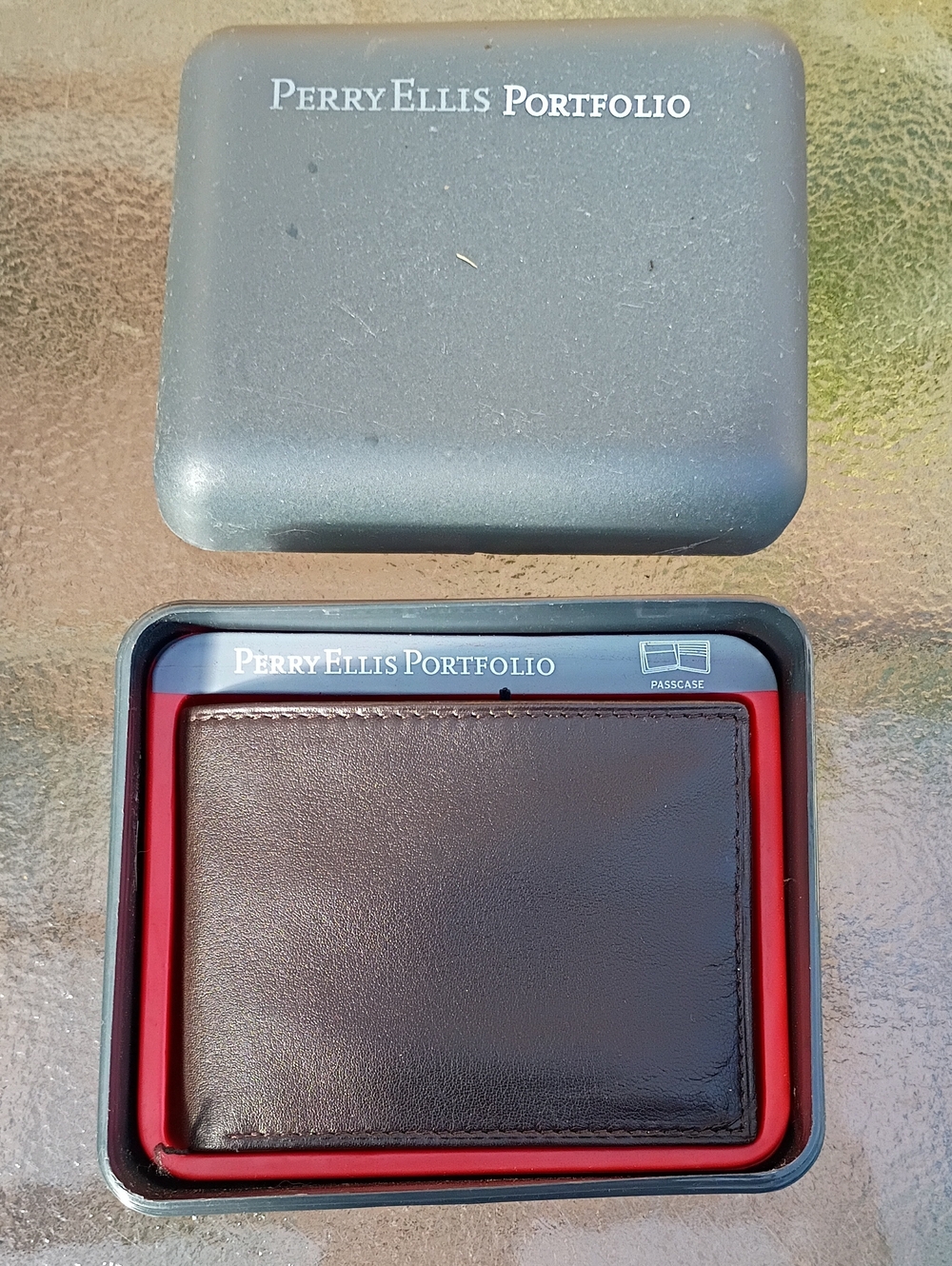Men's Brown Leather Passcase Wallet